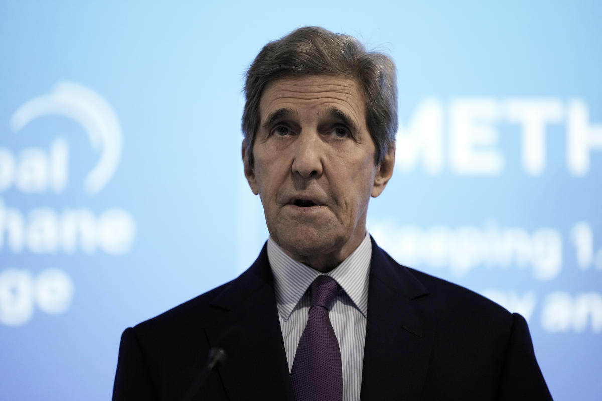 John Kerry tests positive for covid as UN climate talks slow