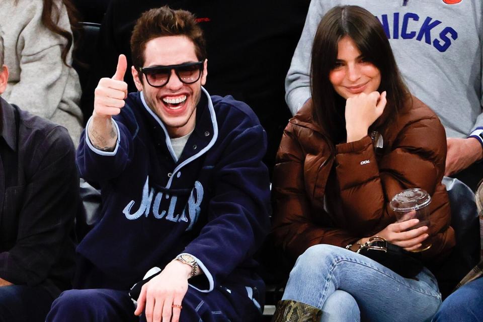 Pete Davidson and Emily Ratajkowski Look Cozy on NYC Courtside: ‘She Finds Him Charming’