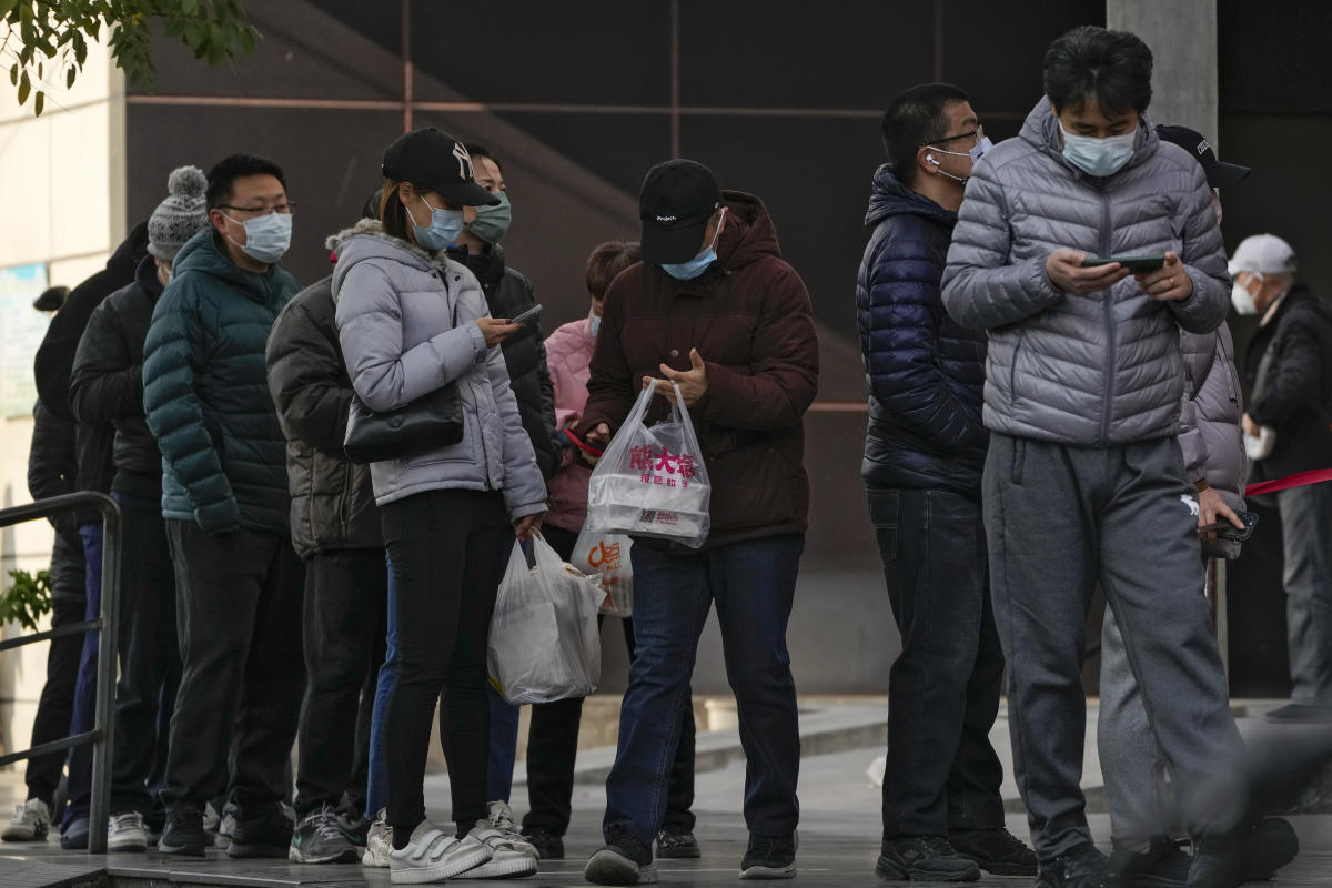 Protests of strict lockdown hit Shanghai, other China cities