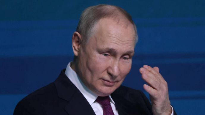 Putin claims Russia “sincerely” hoped for reunification of Donbas with Ukraine