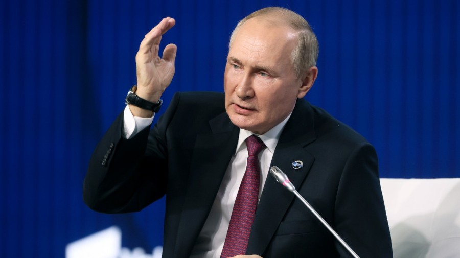 Putin signals support for resident evacuation from Kherson, Ukraine