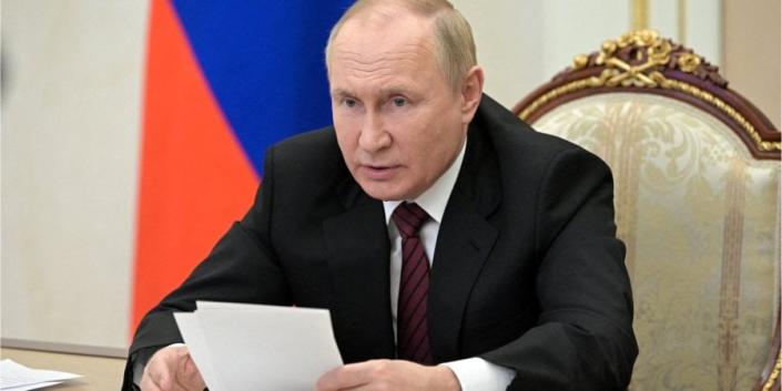 Putin signs decree on conscripting foreign citizens