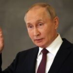 Putin wants to seize passports from people who tell truth about war