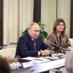 Putin’s meeting with mothers of soldiers turns out to be farce: women were selected from among staff of Russian-aligned governmental bodies