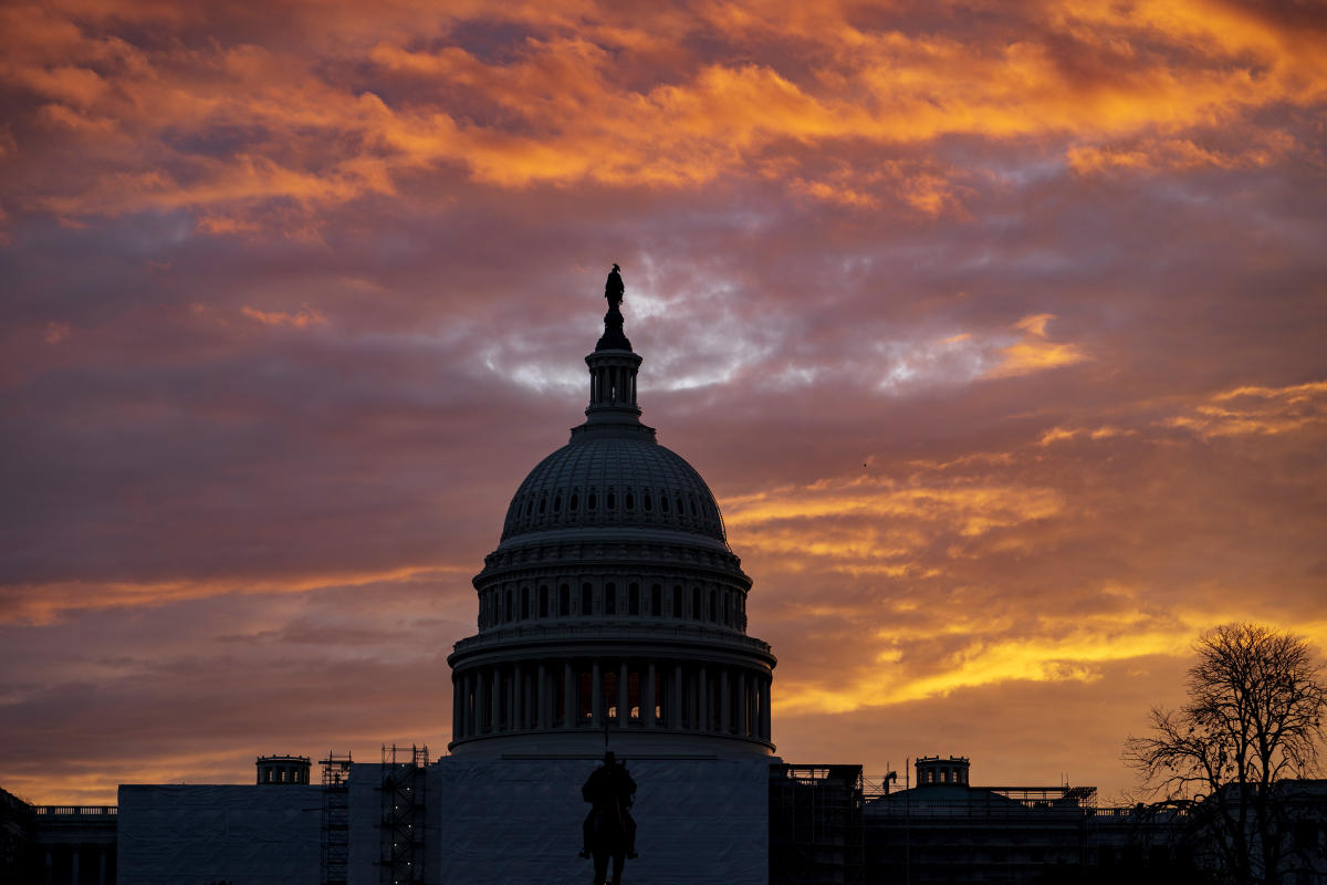 Republicans look to win back power in Congress, stop Biden