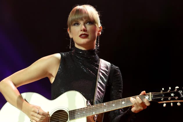 Senator Amy Klobuchar Slams Ticketmaster Over Taylor Swift Ticketing Problems