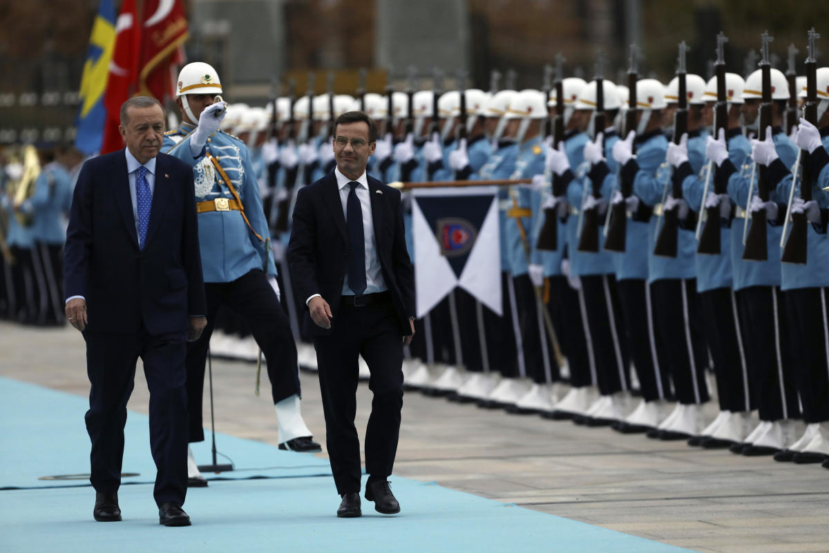 Sweden’s leader vows to counter terror threats to Turkey