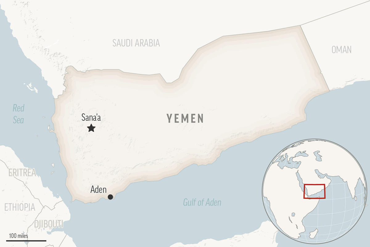 Yemen: Houthi drones attack ship at oil terminal