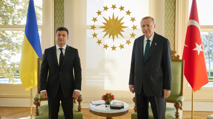 Zelenskyy speaks with Erdoğan, who had just talked to Putin