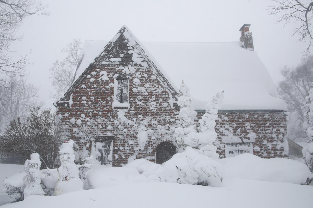 18 die as monster storm brings rain, snow, cold across US