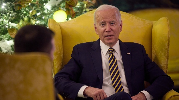 Biden: Russia will not win, but we still need to talk to Putin