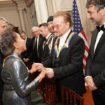 George Clooney, Amy Grant, Gladys Knight, U2 receive Kennedy Center Honors