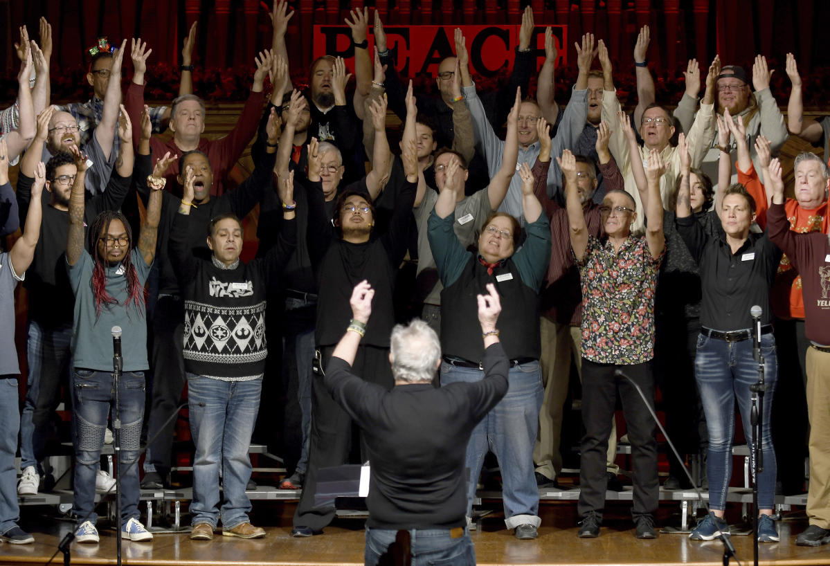 LGBTQ chorus in Colorado Springs unifies community with song