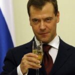 Medvedev to create “radical” party in Russia National Resistance Center of Ukraine