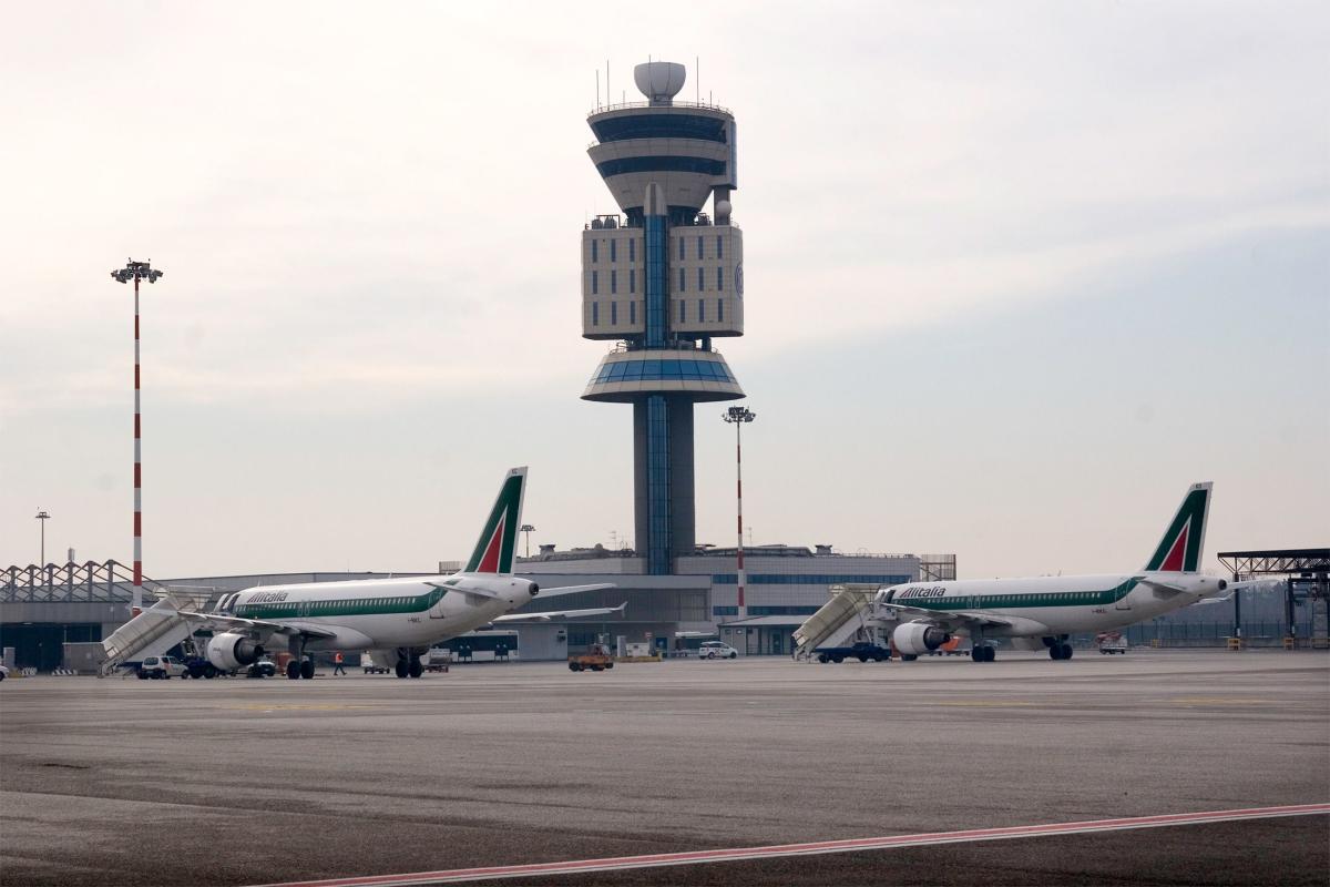 Milan Reports 50% of Passengers on China Flights Have Covid