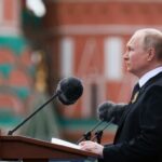 Putin awards main collaborators with orders in Kremlin