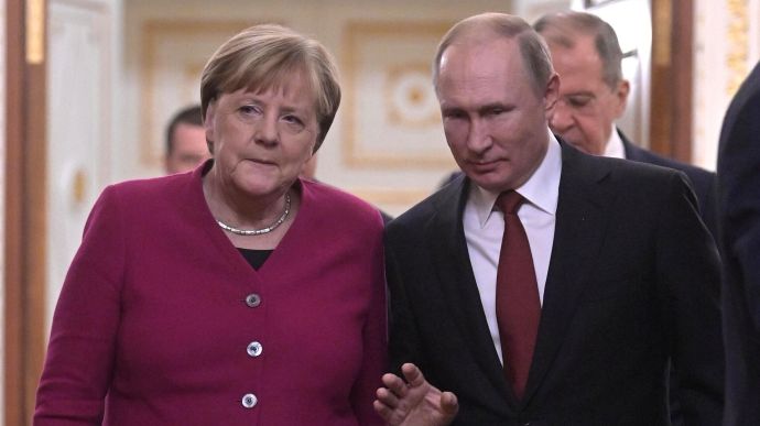 Putin disappointed by Merkel’s words about Minsk agreements