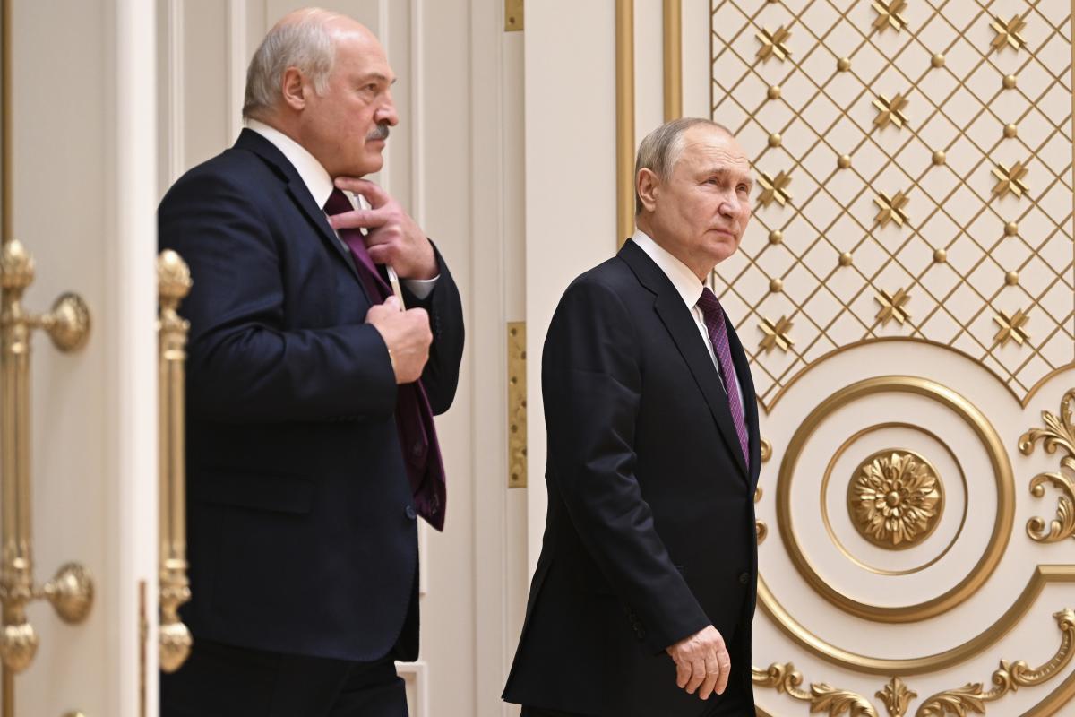 Putin in Belarus, eyeing next steps in Ukraine war