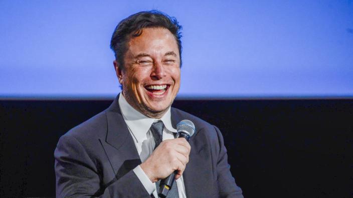 Russia Celebrates Turning Elon Musk Into a Useful Idiot