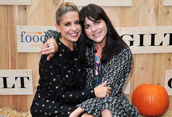 Sarah Michelle Gellar and Selma Blair Buddy Up at Christmas Party: ‘A Holiday Miracle’