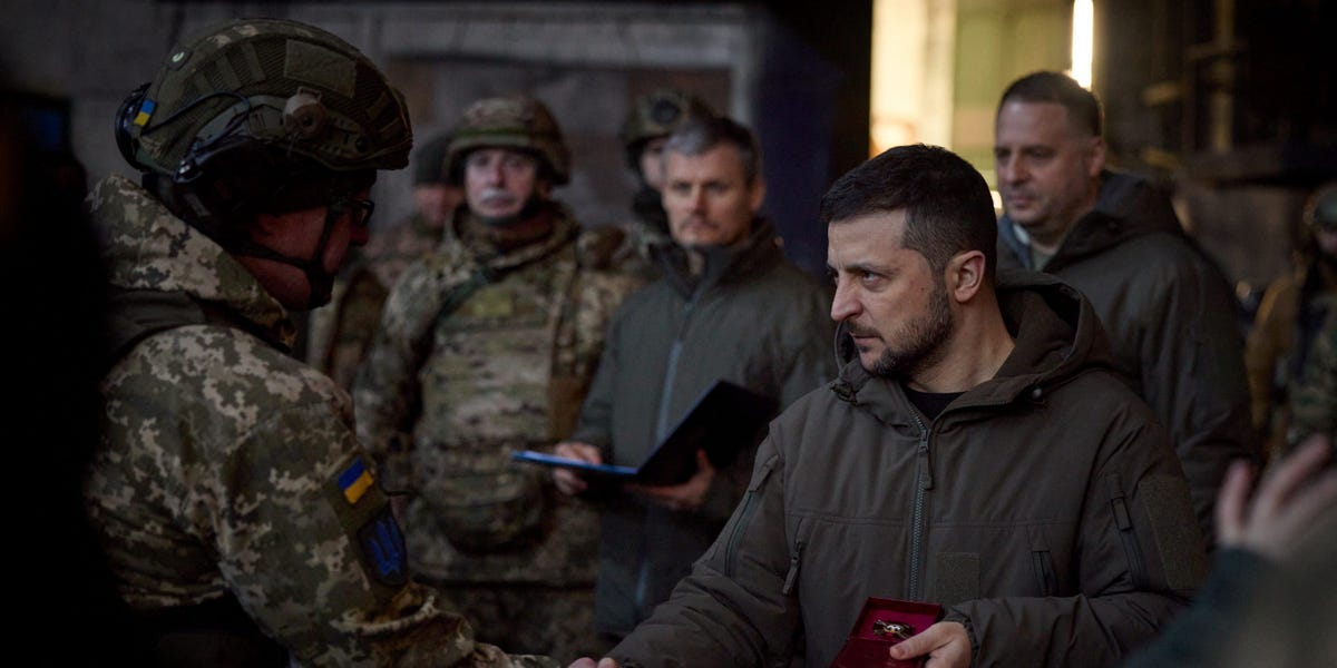 Zelenskyy visited the frontline to see Ukrainian troops in one of his riskiest trips since the war began