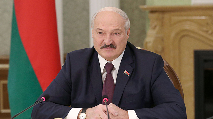 Lukashenko, who helps Putin in war, proclaims “year of peace”